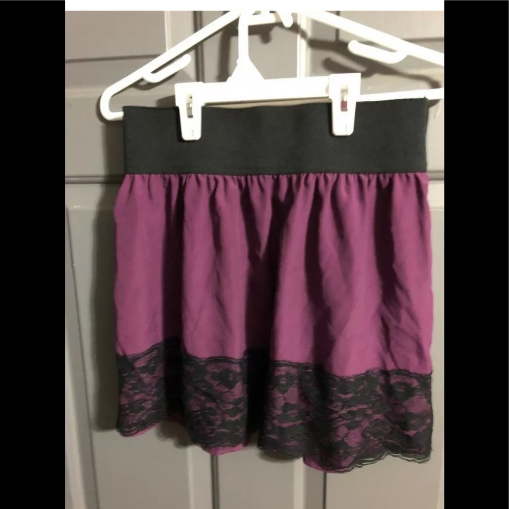 Juniors Skirt - Size S - Purple/Black Lace